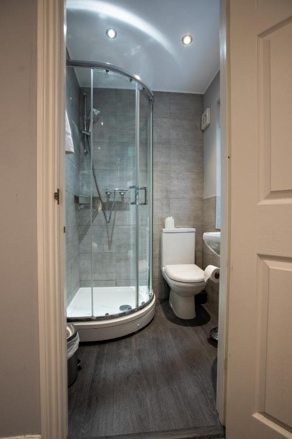 Urban Living'S - The Larkin Apartment อ็อกซ์ฟอร์ด ภายนอก รูปภาพ